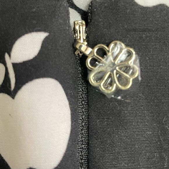 Kate Spade Apple Toss Taxi Dress Black White Puff Sleeve Mini Shift Size 00 - Picture 13 of 16